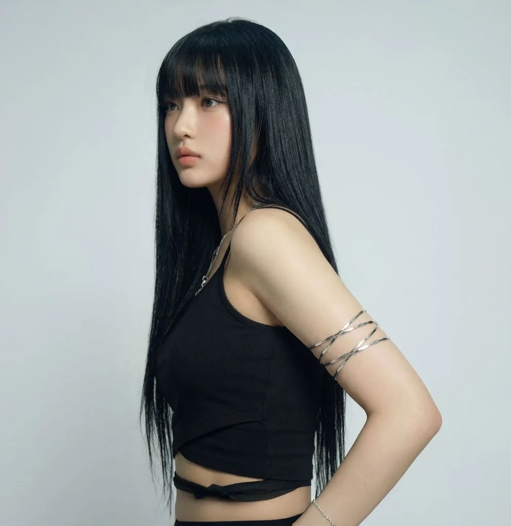 Arm Bracelet — AI Jewelry Lookbook look 4
