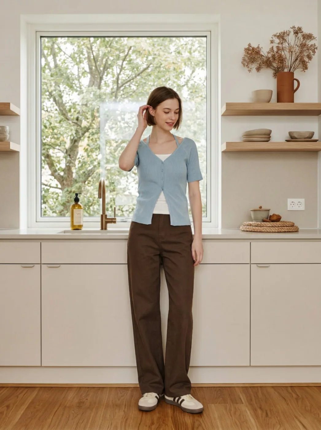 Brown Cotton Pants — AI Fashion Lookbook look 1
